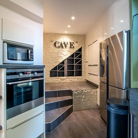 La Vesta, Et Atypique بيت للعطل