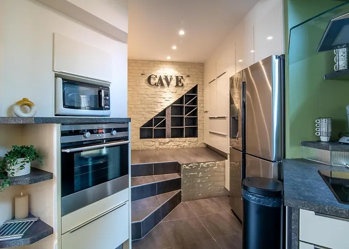 La Vesta, Et Atypique بيت للعطل