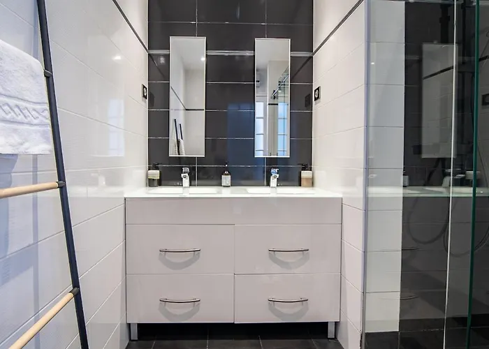 La Vesta, Et Atypique بيت للعطل شوليه